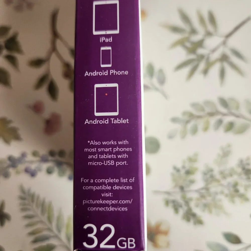 Picture Keeper Connect 32GB for iPhone, Android and Computers